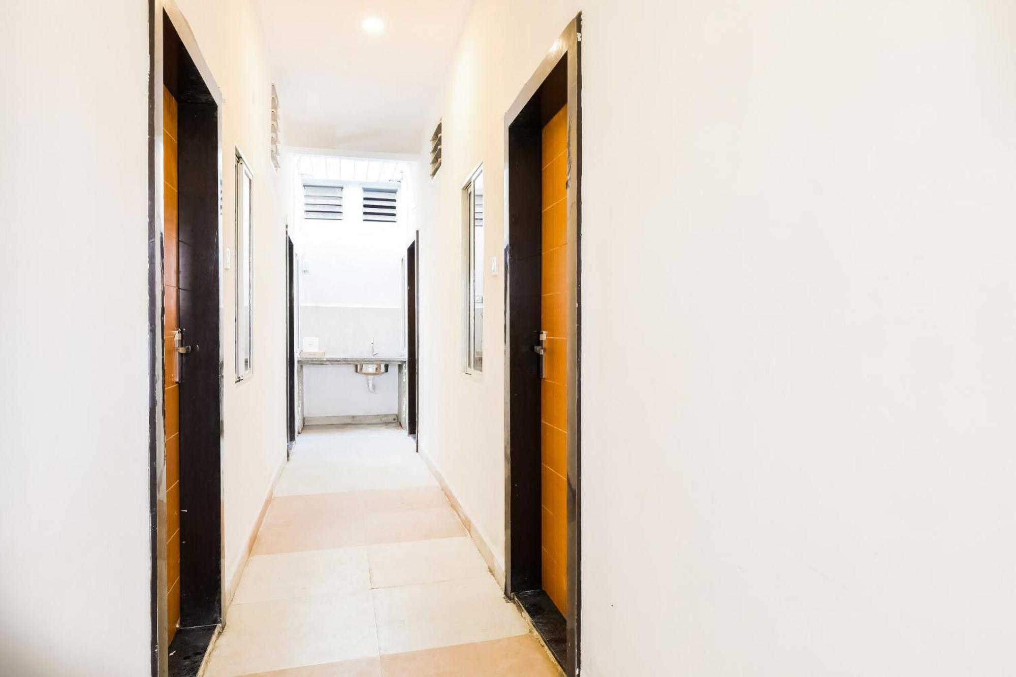 Hotel O Expression إندور المظهر الخارجي الصورة