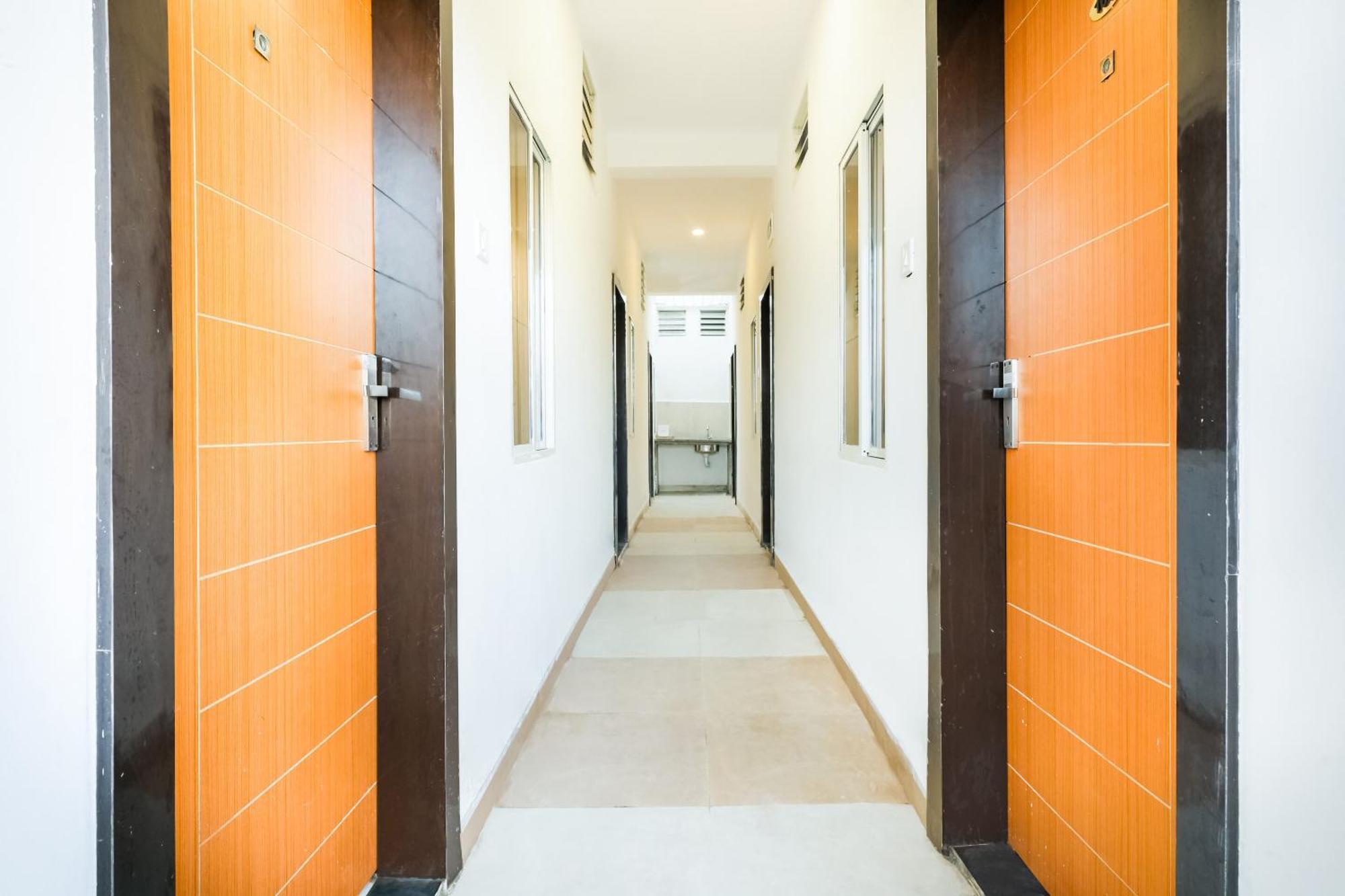 Hotel O Expression إندور المظهر الخارجي الصورة